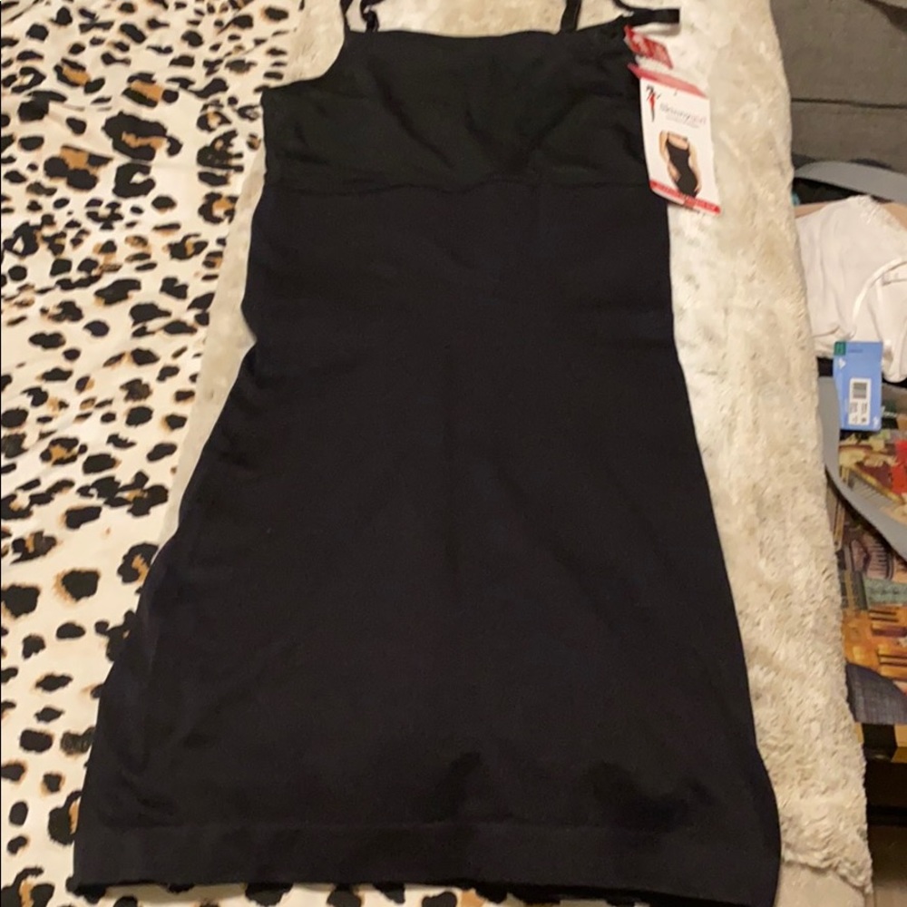 Skinny girl  Shaping Seamless Slip